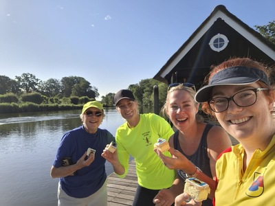 skiff-afroeien-renske-en-ida